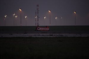 attivisti clima aeroporto di berlino