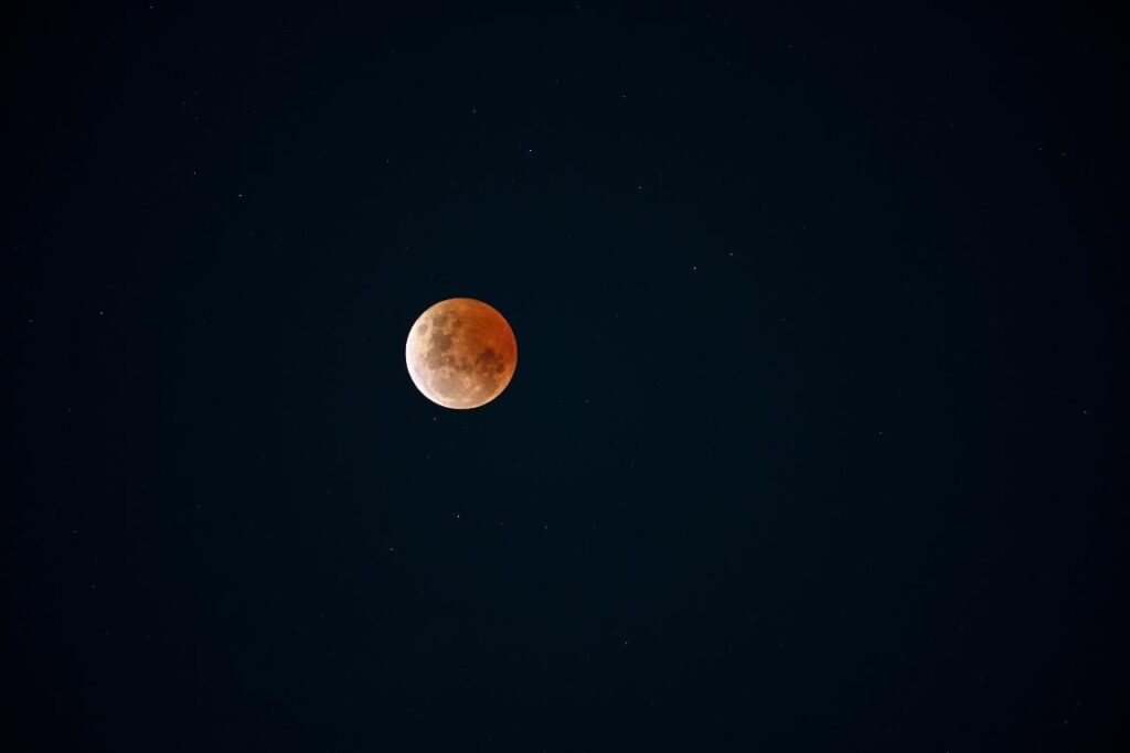 eclissi luna oggi australia