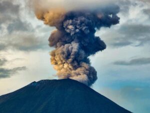eruzione vulcano Chaparrastique el salvador