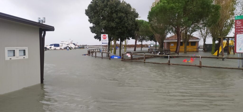 maltempo allagamenti gorino emilia romagna