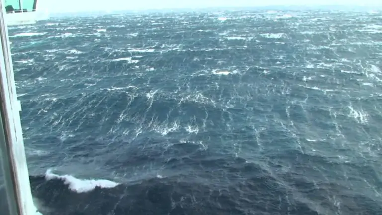 mare tempesta ciclone maltempo