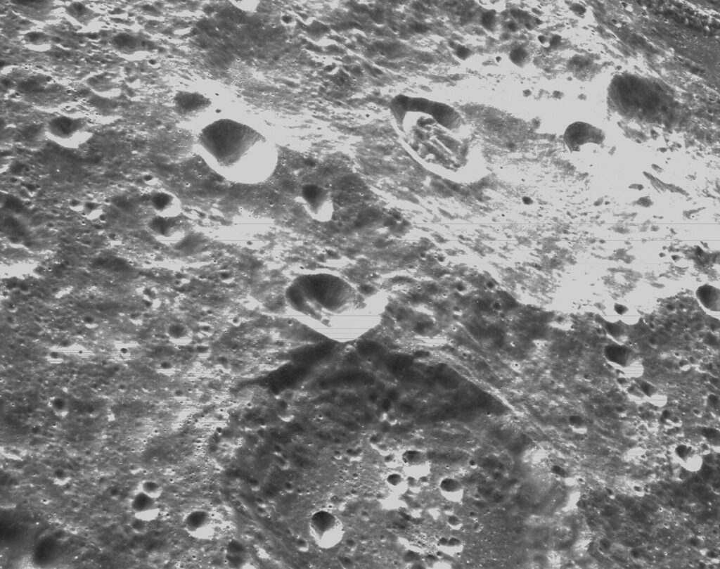 sorvolo orion luna