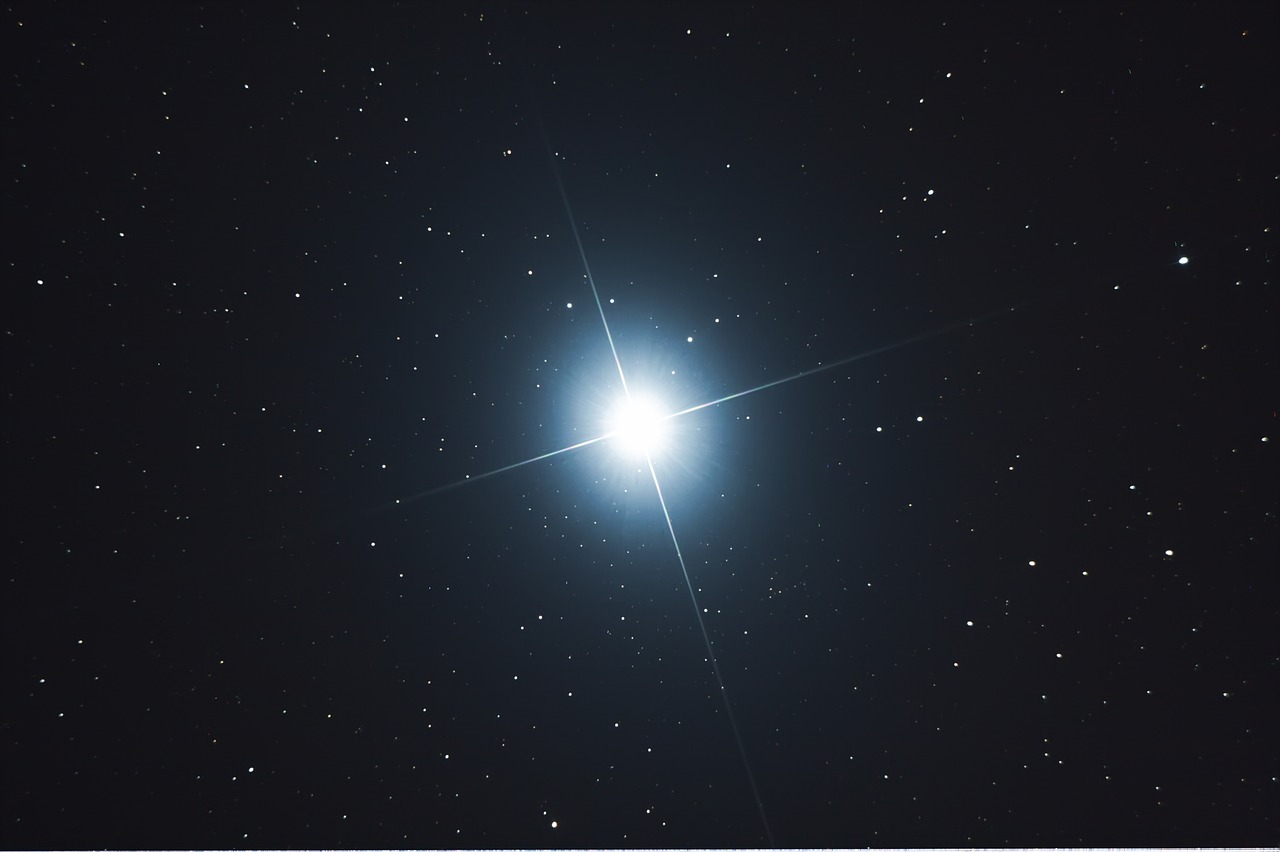 Quando il cielo racconta storie di luce: un gigante del cielo illumina le notti di settembre
