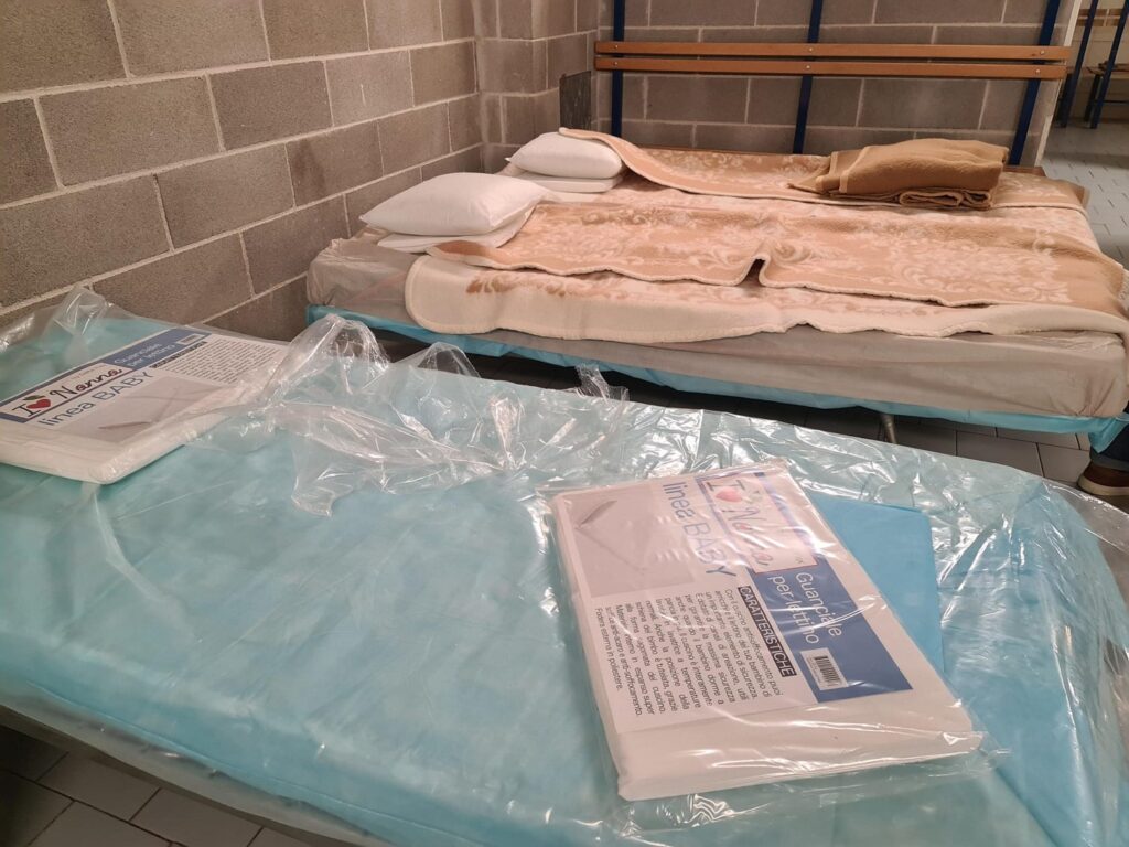 terremoto marche sfollati