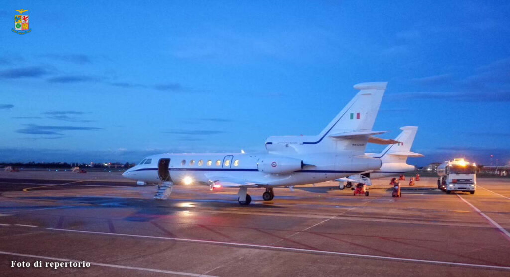 Aeronautica Militare Falcon 50