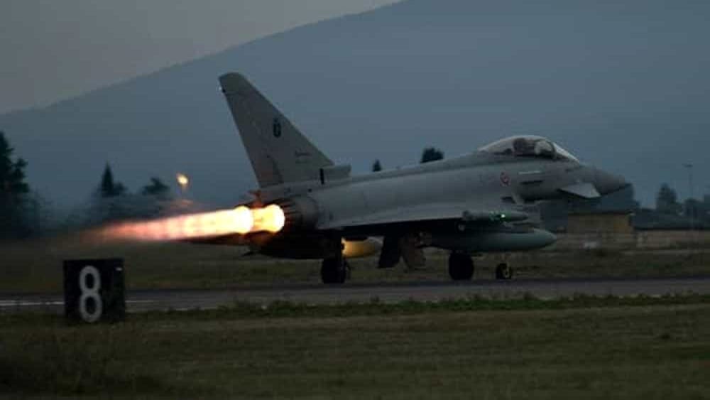 caccia aeronautica militare