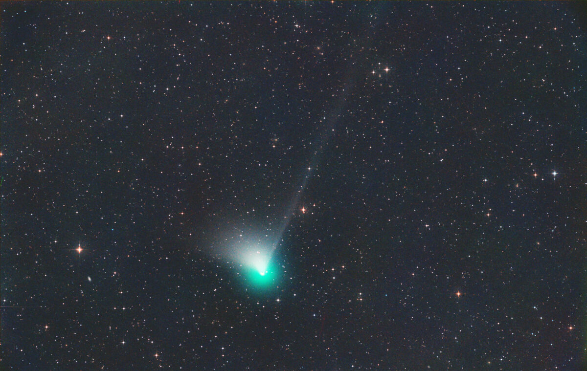 foto cometa C2022 E3 natale Jaeger