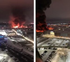 incendio centro commerciale mosca