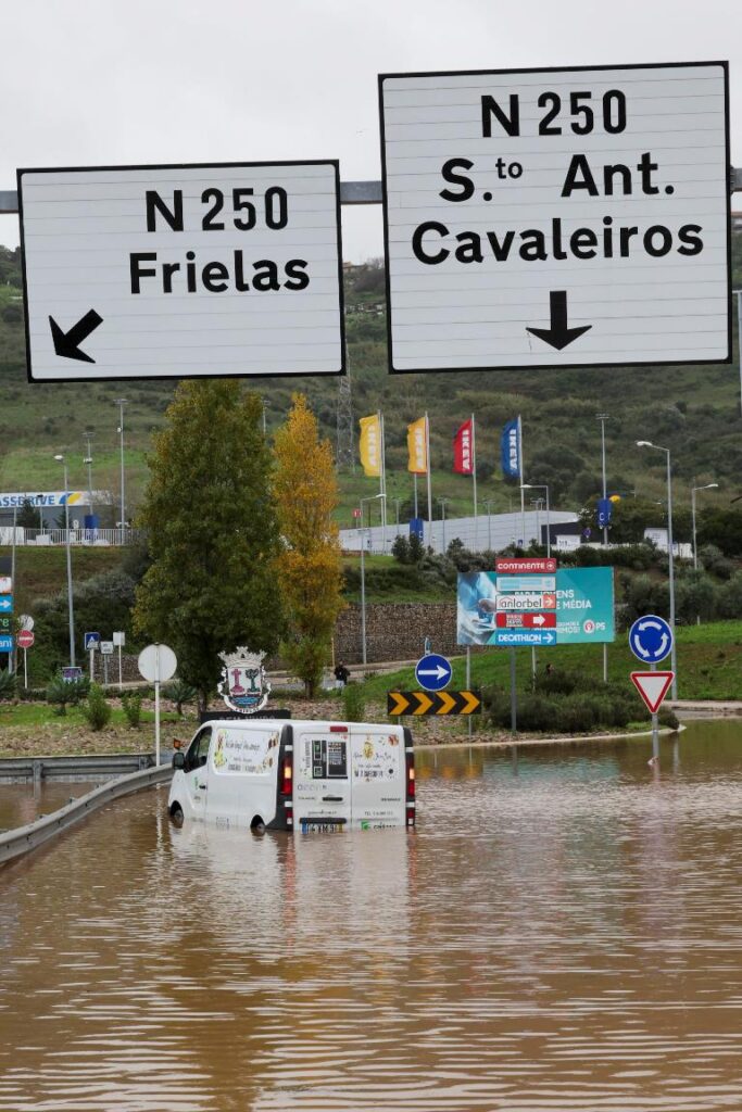 maltempo lisbona portogallo