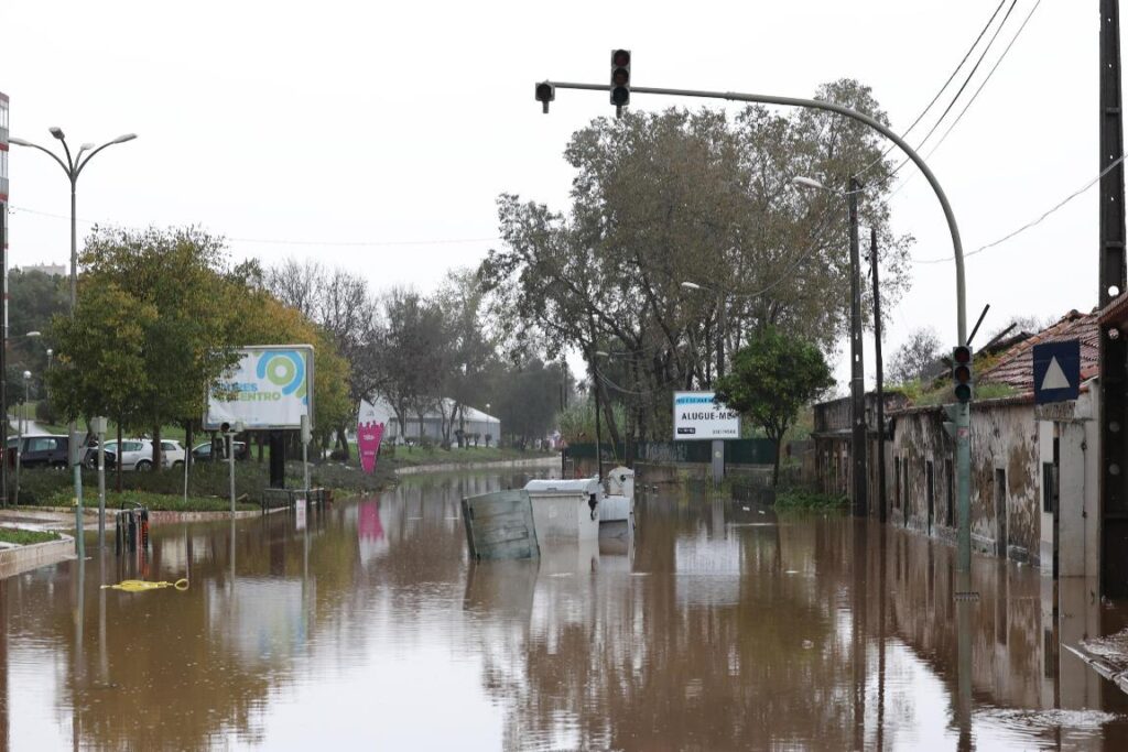 maltempo lisbona portogallo