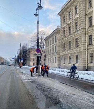 neve san pietroburgo