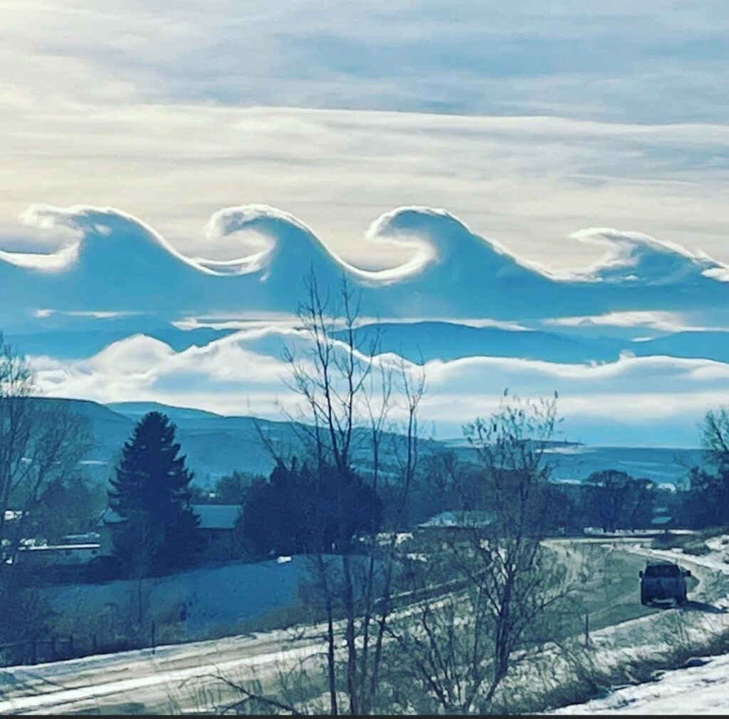 nubi tsunami instabilità di Kelvin e Helmholtz