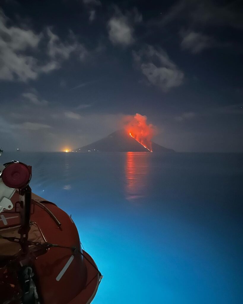 stromboli eruzione 6 dicembre 2022