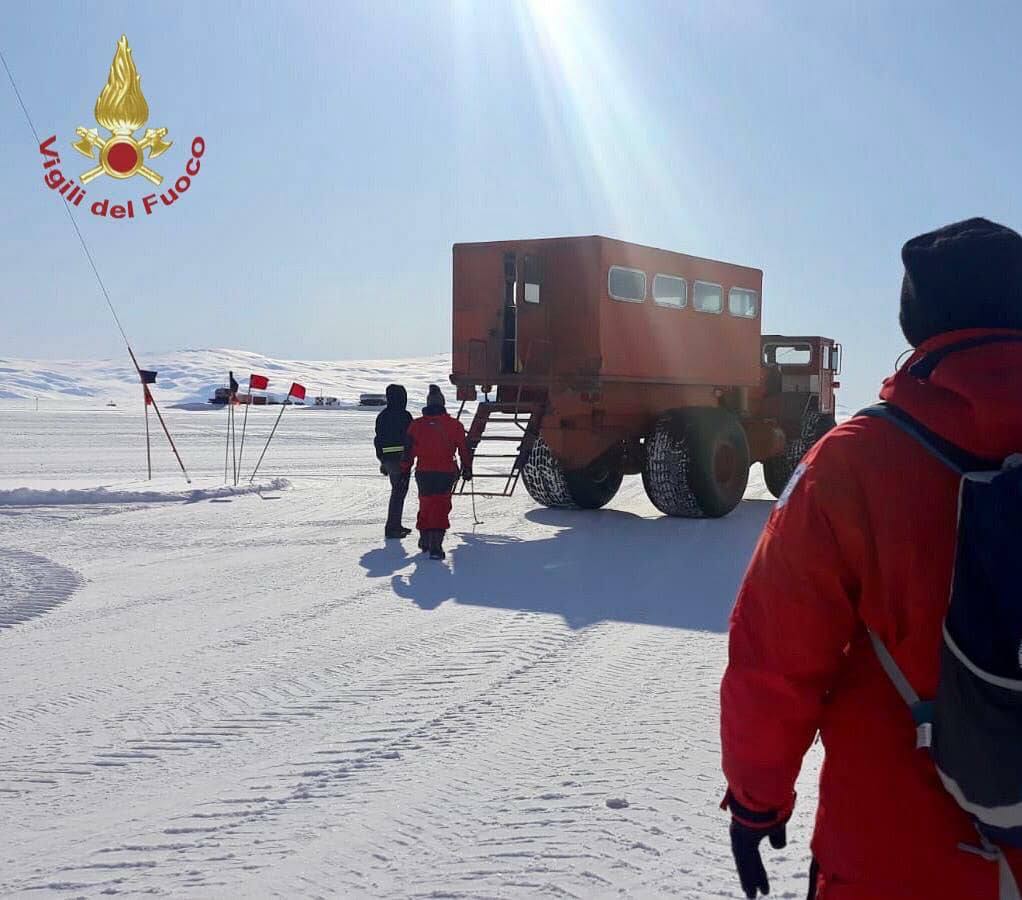 vigili fuoco antartide