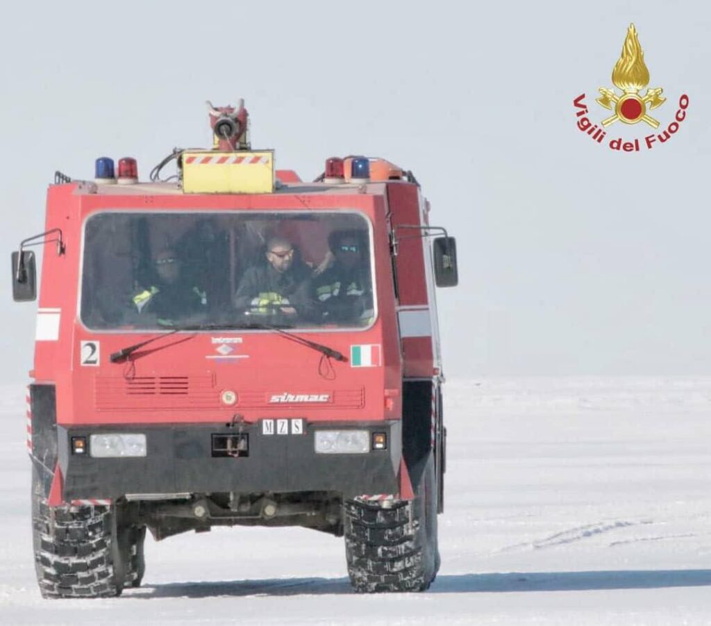 vigili fuoco antartide