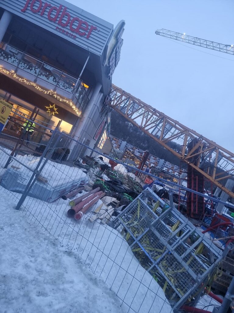 crollo gru norvegia Melhustorget