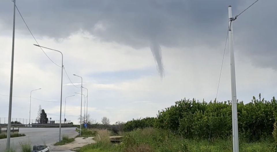 funnel cloud sicilia oggi