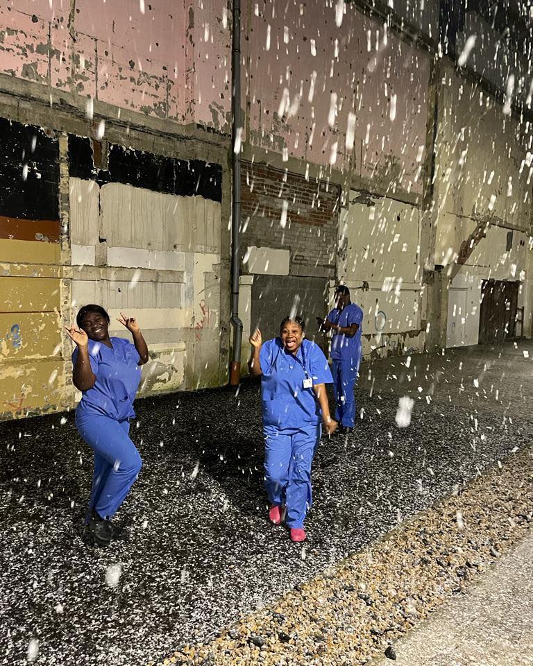 infermieri africani irlanda neve