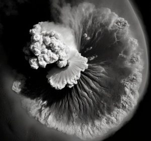 rumore suono eruzione tonga