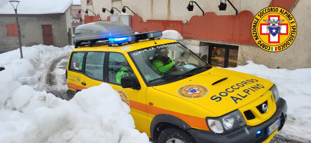 soccorso alpino neve montecopiolo