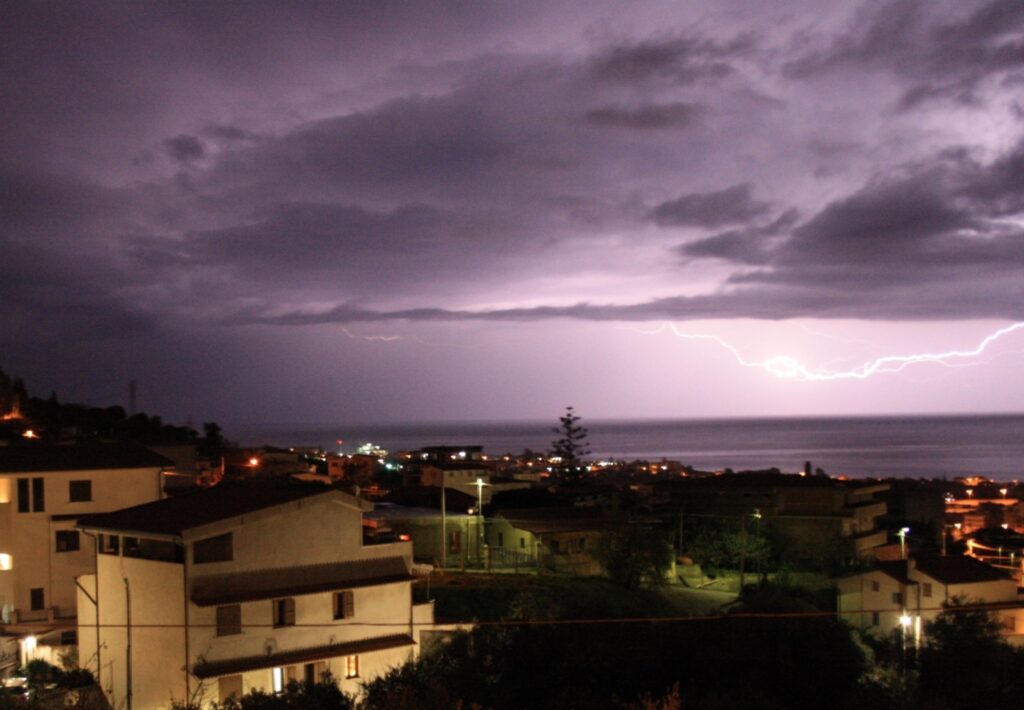 temporale stretto di messina 25 gennaio 2023