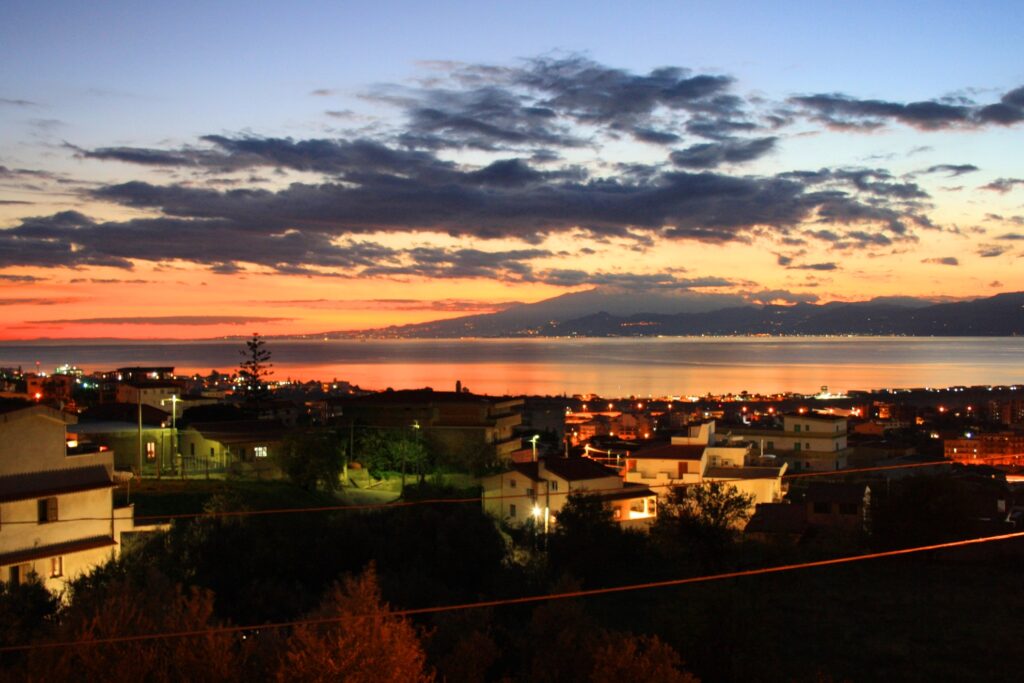 tramonto stretto di messina 8 gennaio 2023