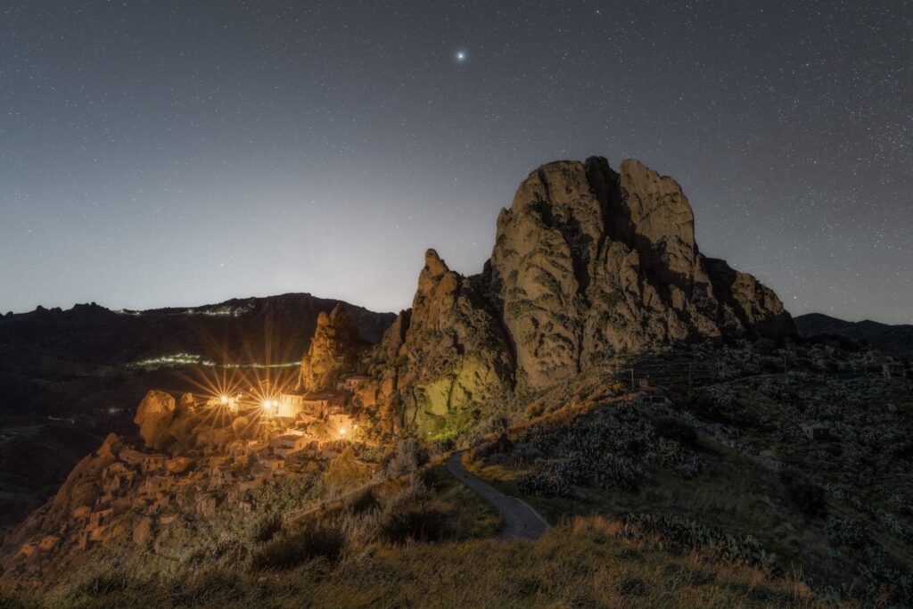 cometa neanderthal pentidattilo