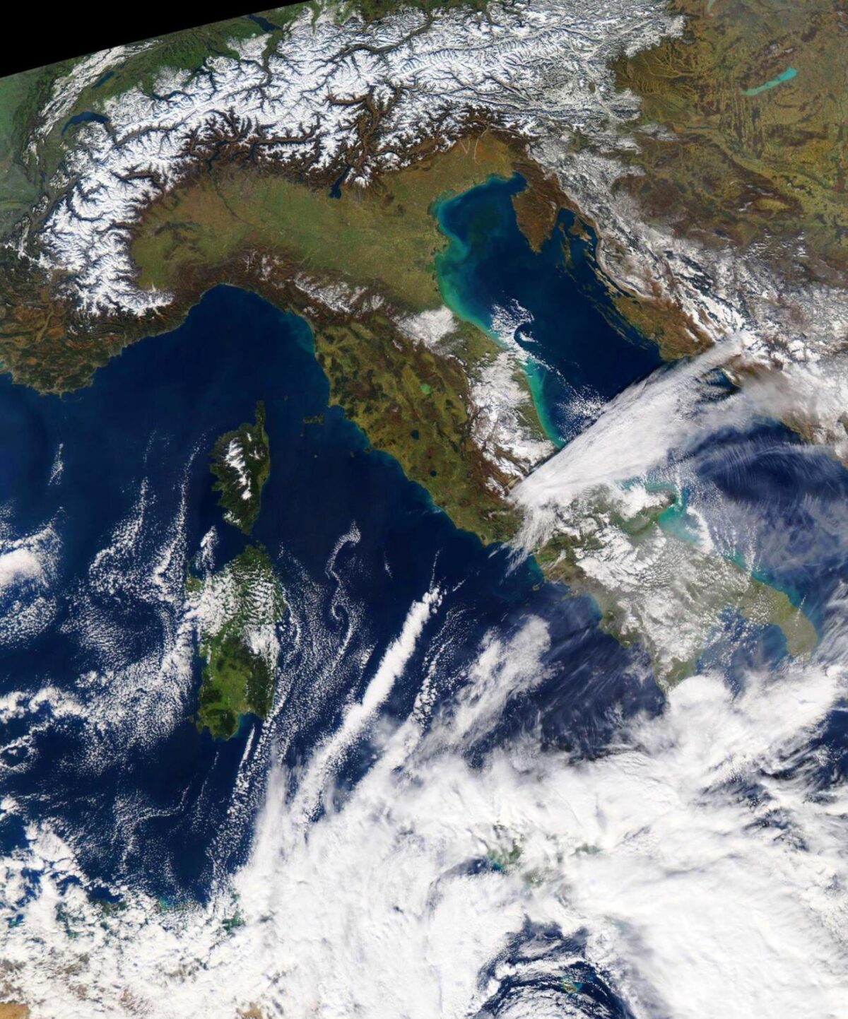 italia dal satellite 10 febbraio 2023