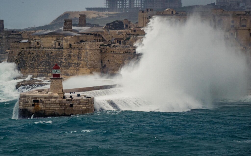 medicane helios malta