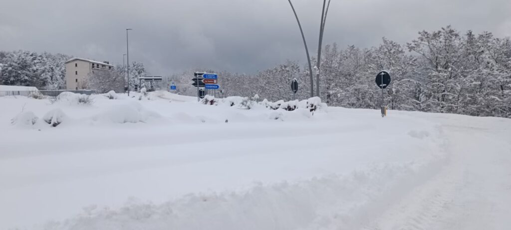 san giovanni in fiore neve 10 febbraio 2023