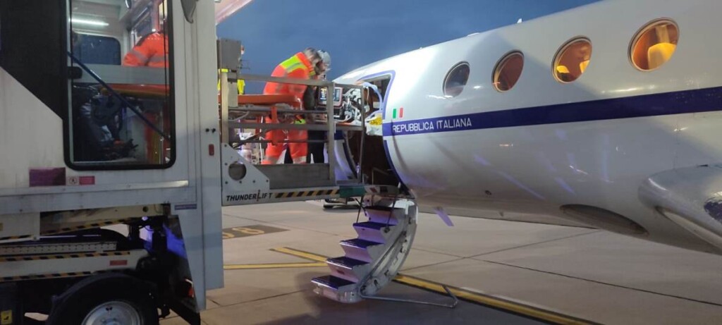 soccorso aereo Volo Cagliari-Genova