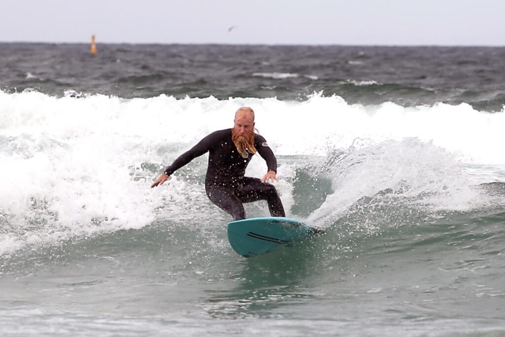 Blake Johnston australiano record surf