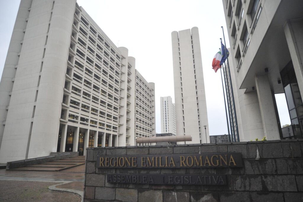 Palazzo della Regione Emilia Romagna - costruito secondo l'approccio del Metodo NDSHA