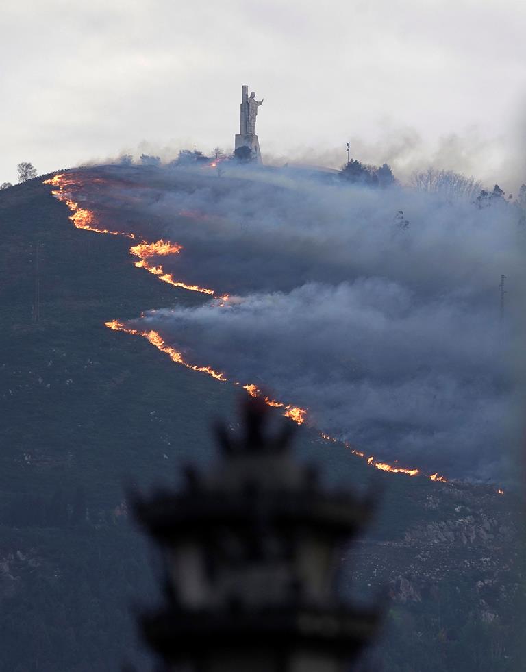 incendi spagna asturie