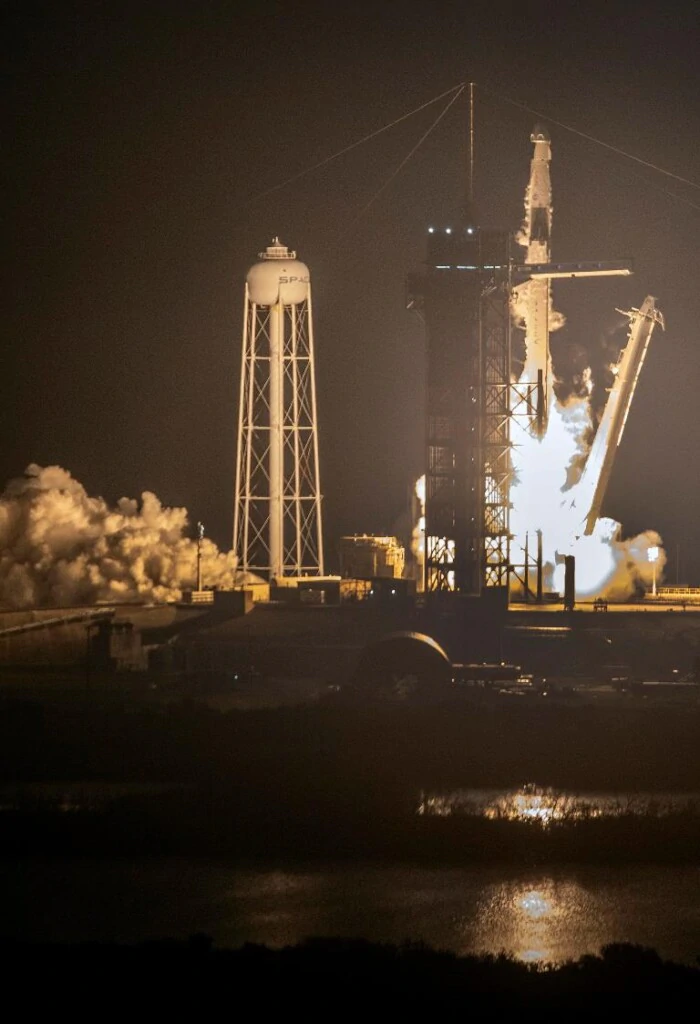 lancio crew-6 stazione spaziale