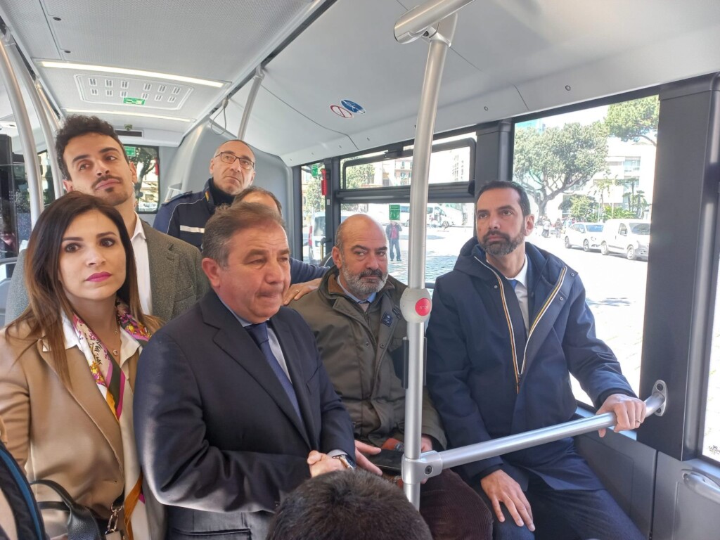 messina nuovi bus