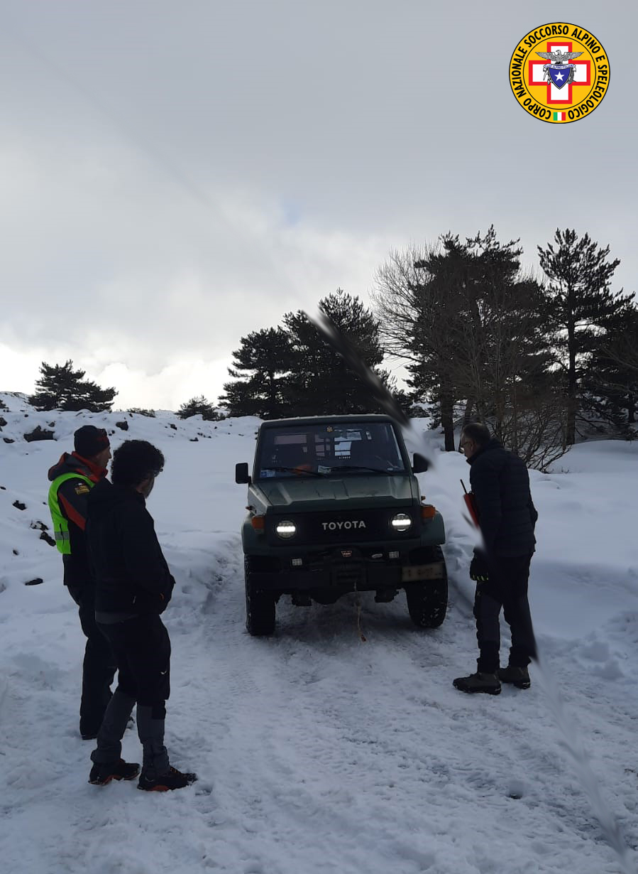 neve etna soccorso alpino