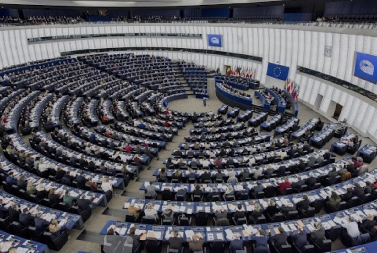 parlamento europeo - case green
