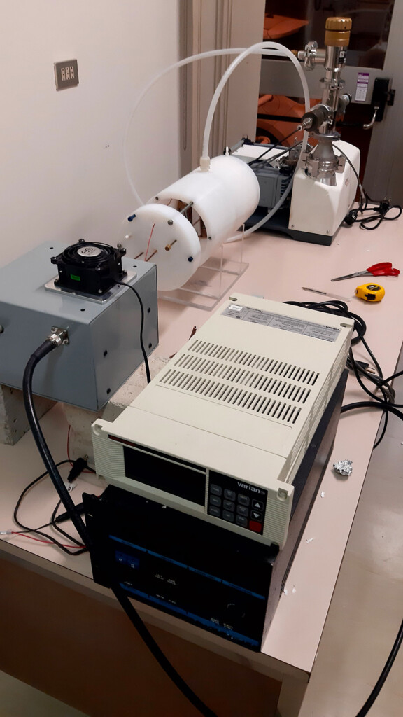 radioterapia Generatore di Neutroni Compatto enea