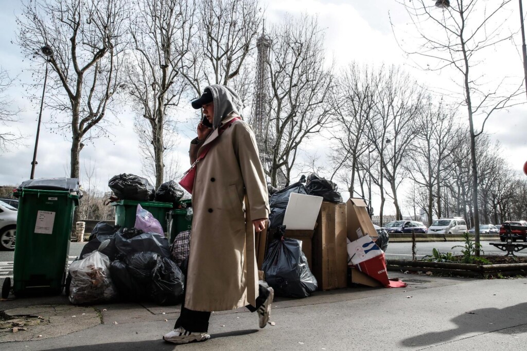 rifiuti parigi