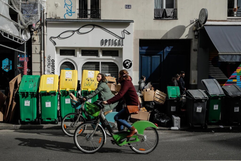 rifiuti parigi