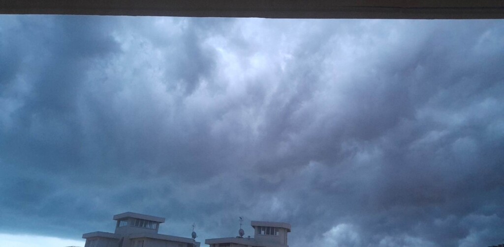 shelf cloud civitanova marche