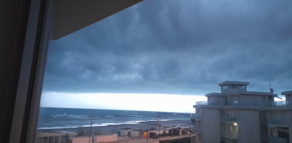 shelf cloud civitanova marche