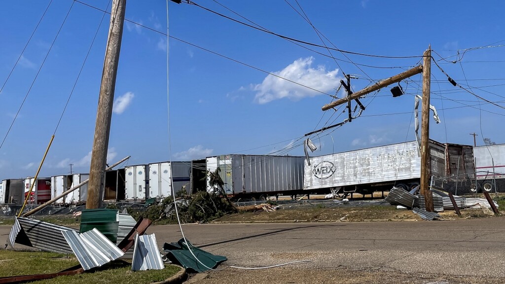 tornado mississippi