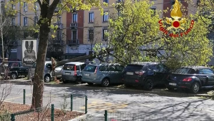 vento forte milano
