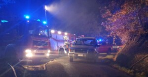 vigili del fuoco di notte