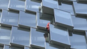 alain robert tour alto francia
