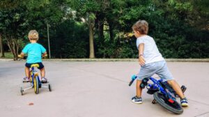 incidente di un bimbo di 5 anni che ha provocato la morte dell'anziana donna di 87 anni