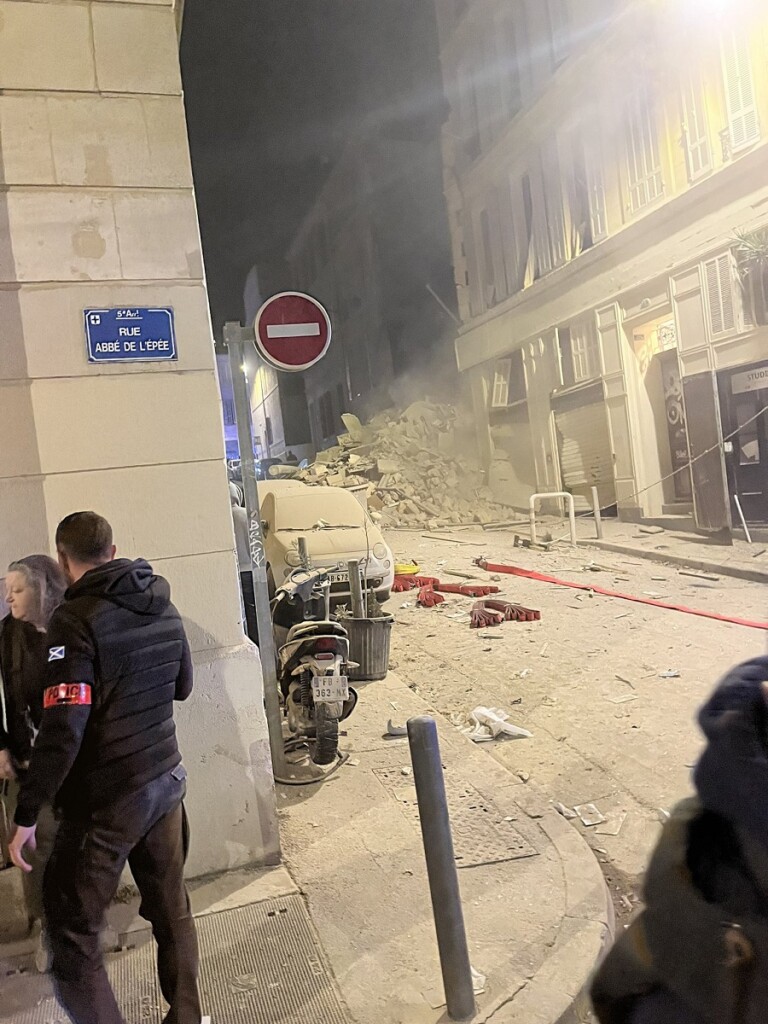 crollo francia marsiglia 9 aprile