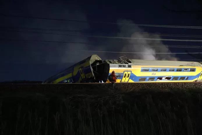 incidente treni paesi bassi olanda